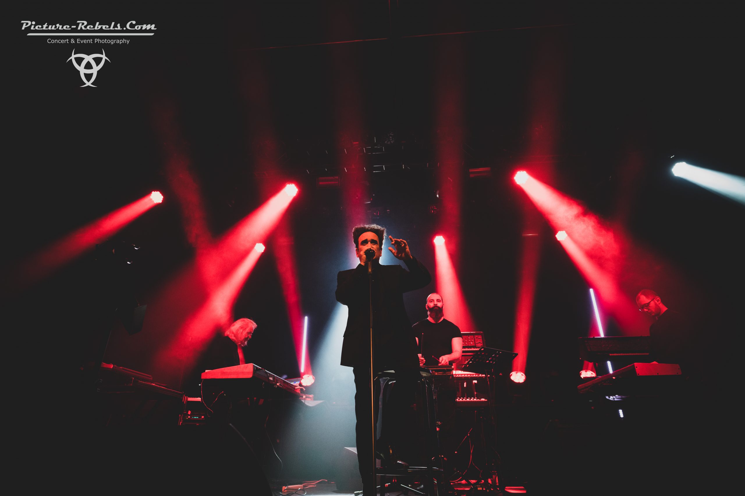 Letzte Show der Tour von DEINE LAKAIEN heute in Dortmund/Fotos der Show in Frankfurt online Letzte Show der Tour von DEINE LAKAIEN heute in Dortmund/Fotos der Show in Frankfurt online